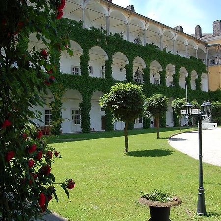Gaestehaus Schloss Aschach Ашах-ан-дер-Донау Екстер'єр фото